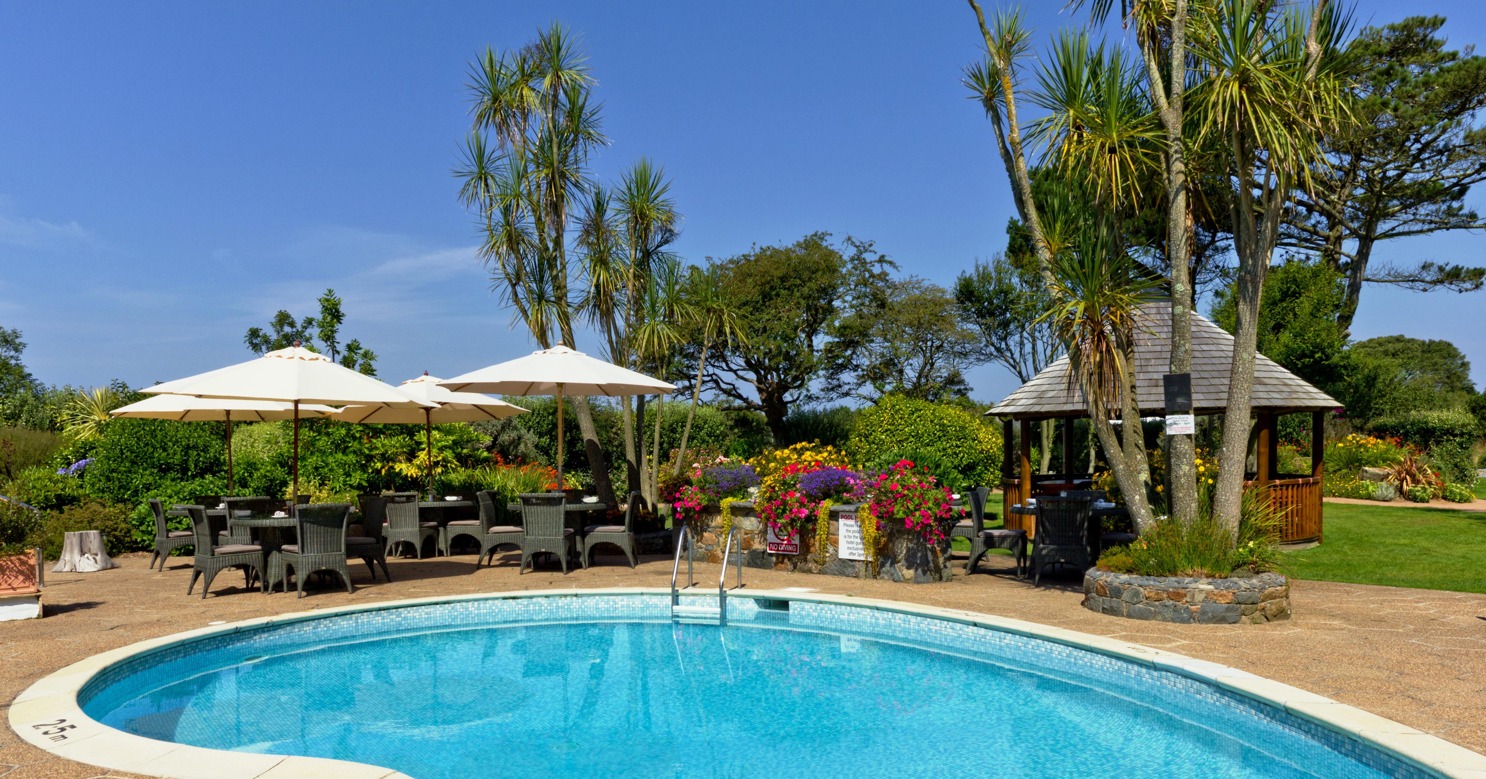 The Farmhouse Hotel And Restaurant Saint Saviour Kemudahan gambar